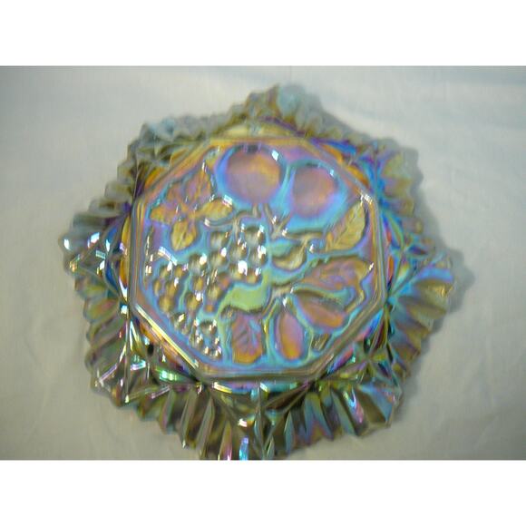 Vtg Federal Glass Smoked Iridescent Fruit Embossed Fruit Wavy Rim Serving Bowl - Picture 2 of 5